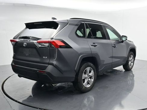 Used 2024 Toyota RAV4 XLE FWD image 7