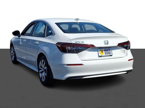 Certified 2025 Honda Civic LX image 4