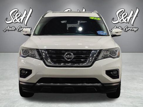 Used 2019 Nissan Pathfinder SV AWD/4WD image 14