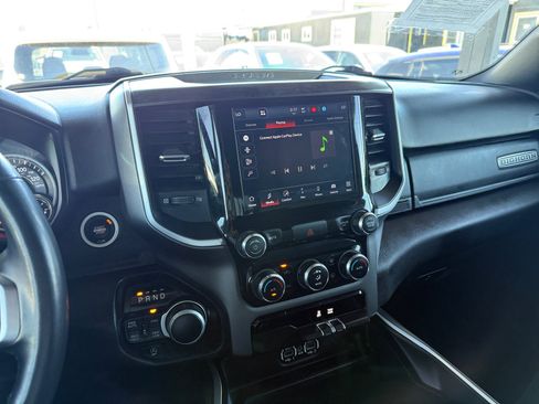 Used 2022 RAM 1500 Big Horn AWD/4WD image 16