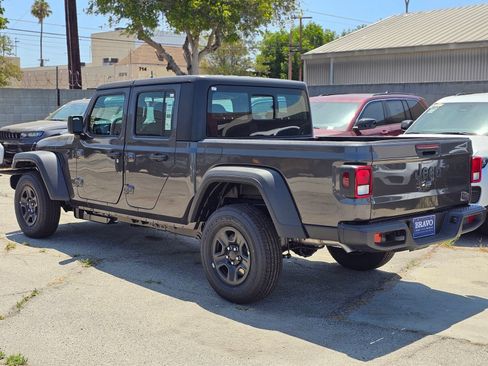 New 2026 Jeep Gladiator Sport AWD/4WD image 5