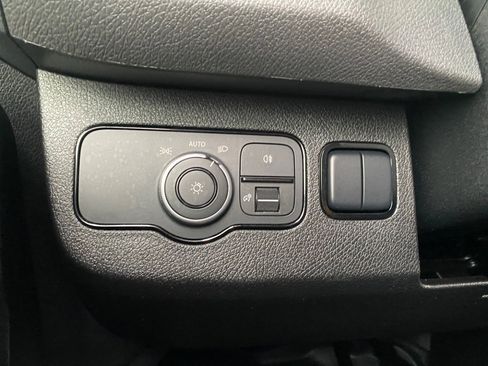 Used 2025 Mercedes-Benz Sprinter 2500 image 52