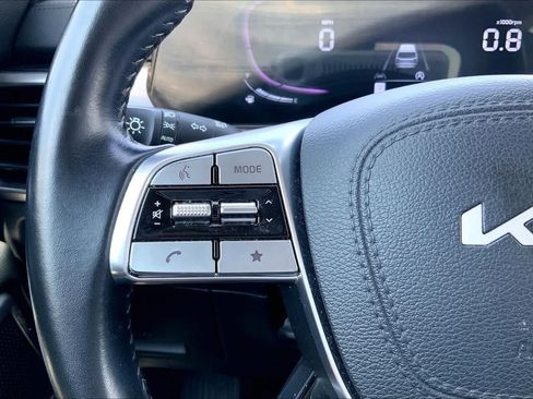 Certified 2025 Kia Telluride S AWD/4WD image 24