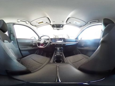 Used 2026 Nissan Kicks SV w/ Cold Weather Package FWD image 40
