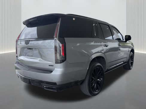 Used 2023 Cadillac Escalade Premium Luxury w/ Performance Package AWD/4WD image 4