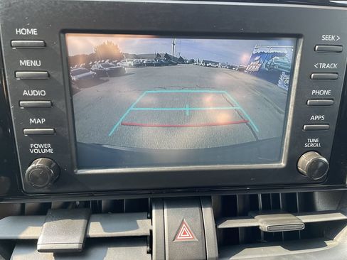 Used 2019 Toyota RAV4 LE w/ All Weather Liner Package AWD/4WD image 20