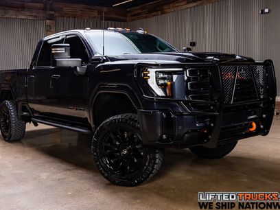 Used 2025 GMC Sierra 2500 AT4 w/ AT4 Premium Plus Package