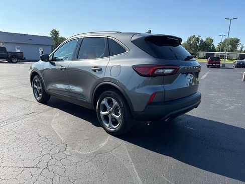 Used 2025 Ford Escape ST-Line Select AWD/4WD image 2