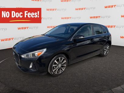 Used 2018 Hyundai Elantra GT w/ Style Package 02
