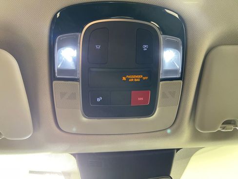 Certified 2025 Hyundai Tucson SEL AWD/4WD image 32