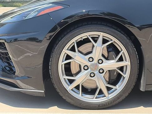 Used 2022 Chevrolet Corvette Stingray Preferred Conv w/ Z51 Performance Package RWD image 4