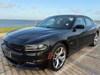 Used 2016 Dodge Charger R/T w/ Plus Group