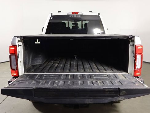 Used 2022 Ford F250 Platinum AWD/4WD image 17