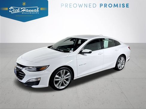 Used 2022 Chevrolet Malibu LT FWD image 1