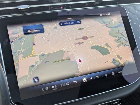 Used 2025 Mercedes-Benz E 350 4MATIC Sedan image 24