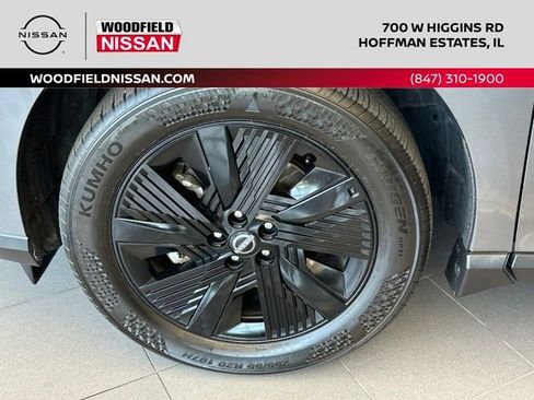 Certified 2025 Nissan Murano SV AWD/4WD image 9