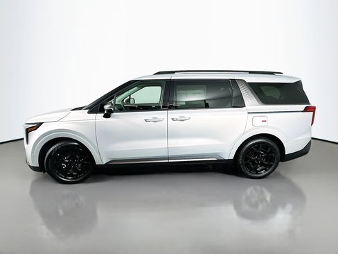 New 2026 Kia Carnival SX w/ SX Dark Edition Package image 4