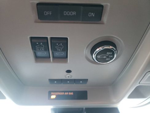 Used 2016 GMC Yukon XL Denali w/ Open Road Package image 22