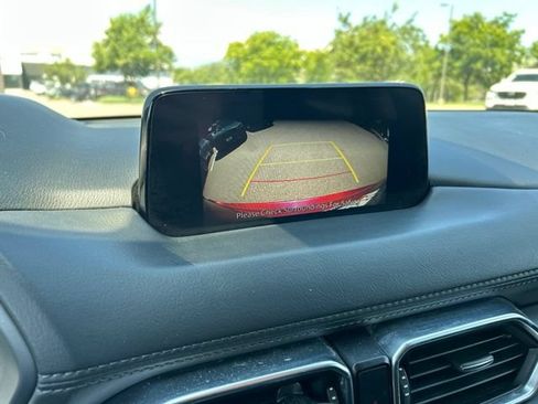 Used 2018 MAZDA CX-5 Touring w/ Preferred Equipment Package AWD/4WD image 6