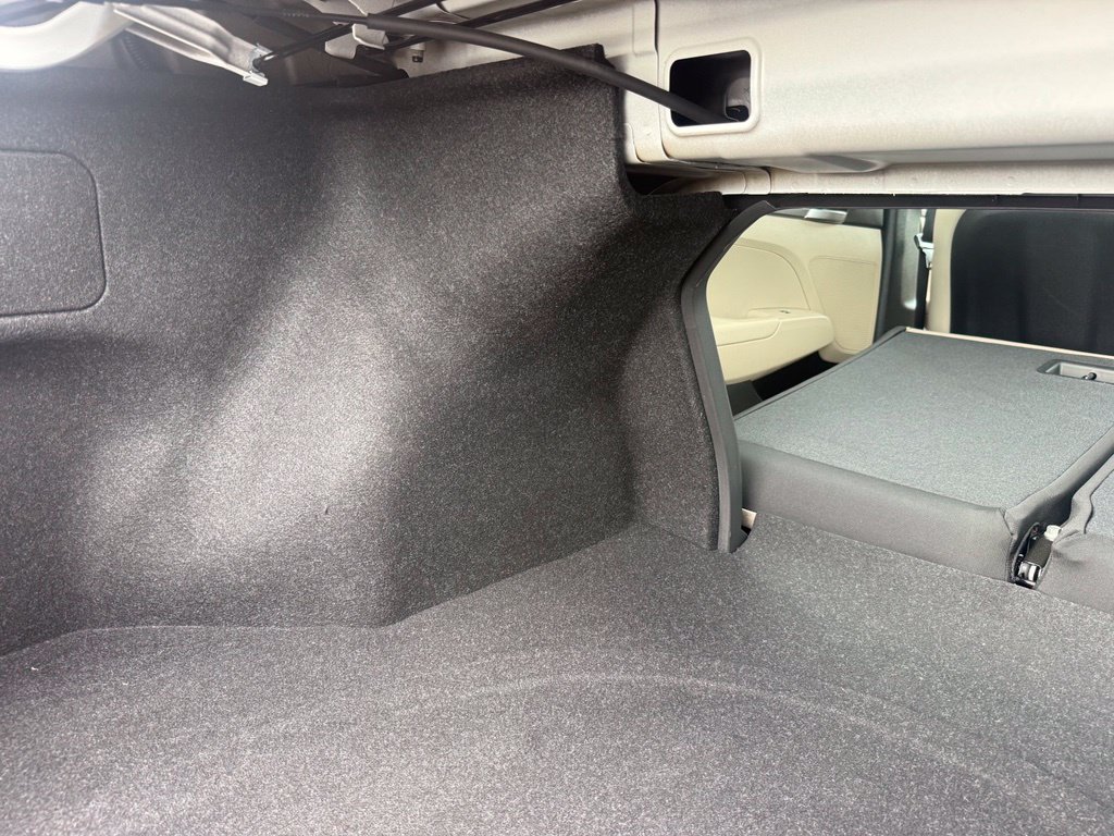 Used 2019 Hyundai Elantra SE FWD image 34