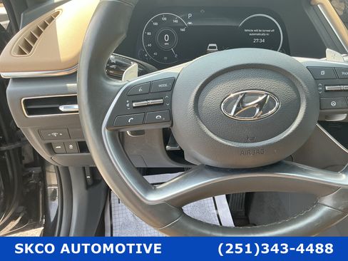 Used 2023 Hyundai Sonata Limited w/ Preferred Accessory Package FWD image 19