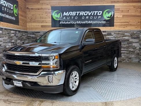Used 2018 Chevrolet Silverado 1500 LT w/ All Star Edition AWD/4WD image 4