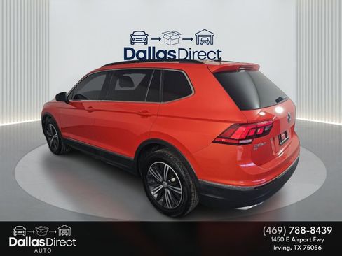Used 2018 Volkswagen Tiguan SE w/ Panoramic Sunroof Package image 8