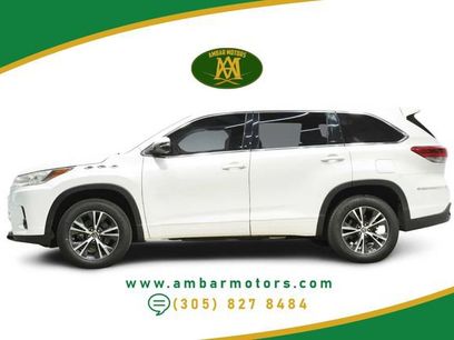 Used 2016 Toyota Highlander LE