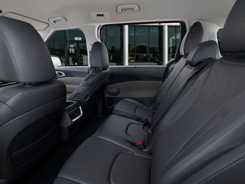 New 2026 Kia Carnival EX image 18