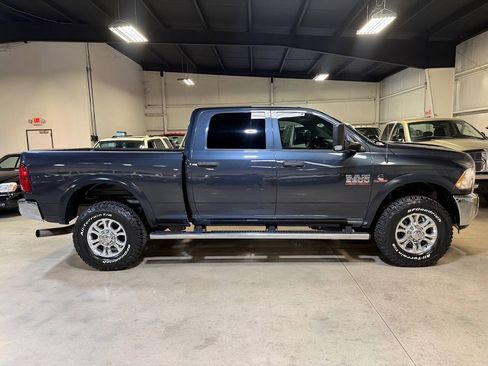 Used 2018 RAM 2500 Tradesman w/ Chrome Appearance Group AWD/4WD image 9