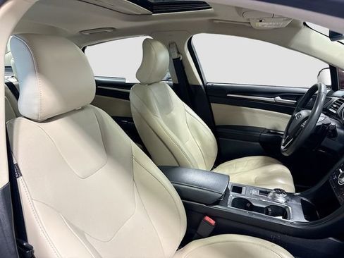Used 2017 Ford Fusion Titanium FWD image 21