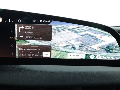 Used 2024 Lucid Air Touring image 18