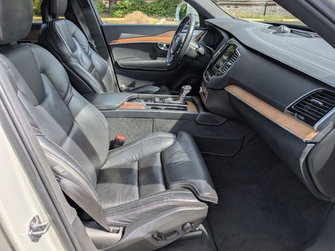 Used 2020 Volvo XC90 T6 Inscription image 20