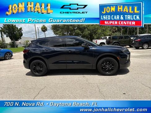 Used 2020 Chevrolet Blazer LT w/ Sound & Technology Package FWD image 13