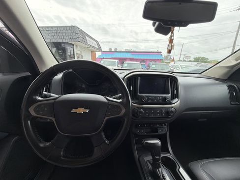 Used 2015 Chevrolet Colorado Z71 image 5