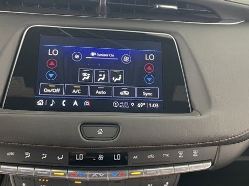 Used 2023 Cadillac XT4 Sport image 41