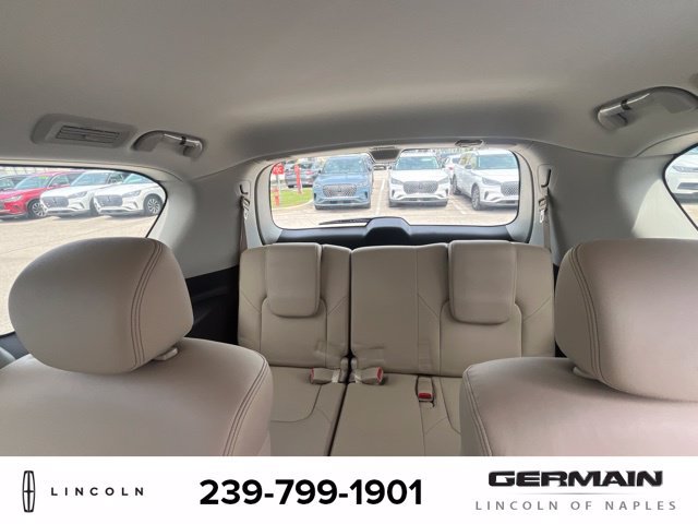 Used 2023 Nissan Armada Platinum w/ Captain's Chairs Package RWD image 15