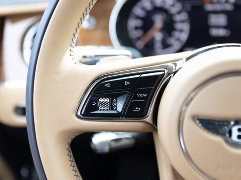 Used 2022 Bentley Continental GT AWD/4WD image 29