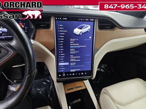 Used 2021 Tesla Model X Long Range image 10