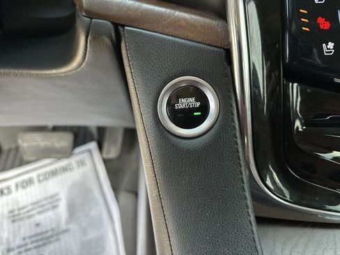 Used 2017 Cadillac Escalade Premium Luxury image 17