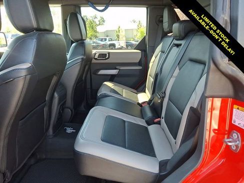 Used 2022 Ford Bronco Wildtrak AWD/4WD image 10