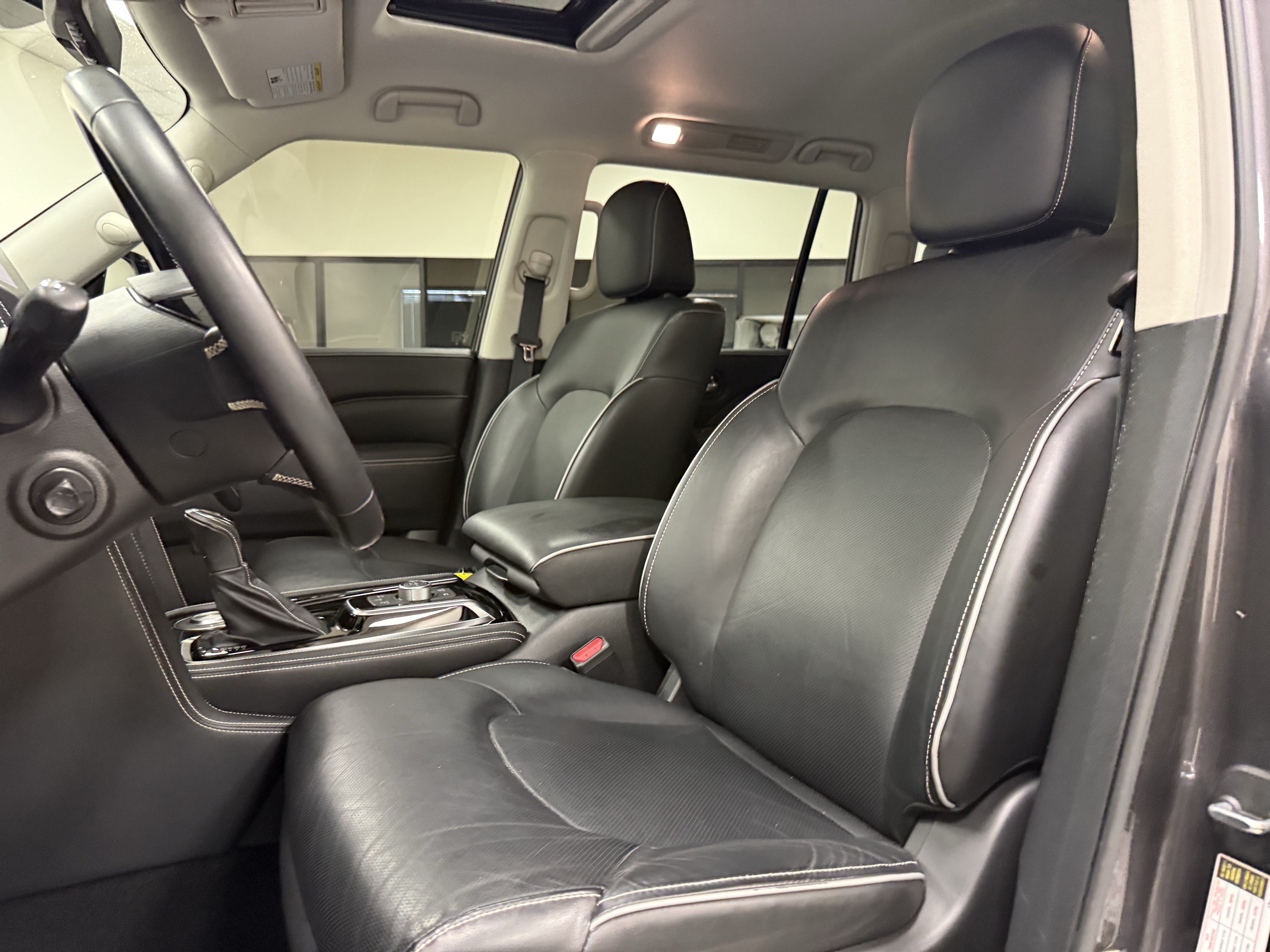 Used 2022 INFINITI QX80 Premium Select w/ All-Season Package RWD image 13