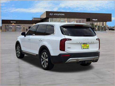 Used 2022 Kia Telluride EX w/ EX Premium Package AWD/4WD image 3