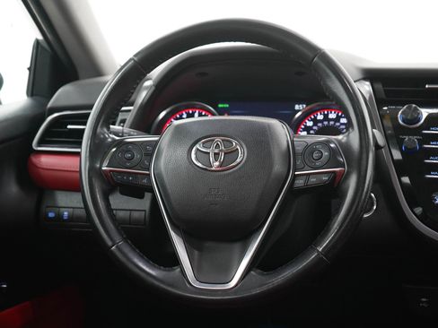 Used 2019 Toyota Camry XSE FWD image 15