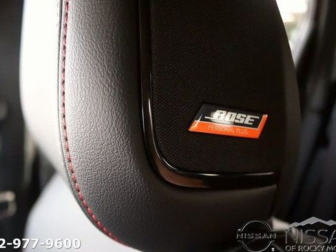 New 2026 Nissan Kicks SR w/ SR Premium Package FWD image 16