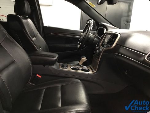 Used 2016 Jeep Grand Cherokee Limited image 37