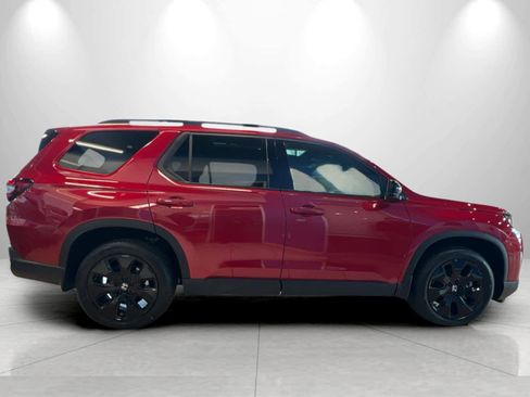 New 2026 Honda Pilot Black Edition image 8