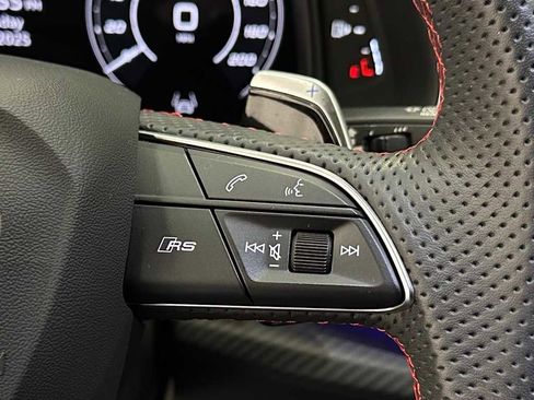 Used 2024 Audi RS Q8 image 26