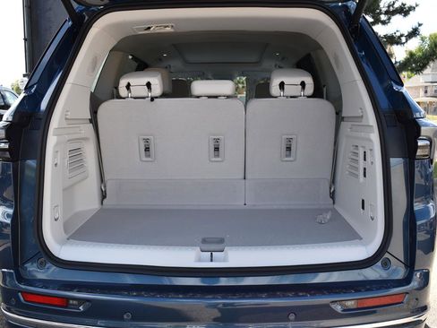 New 2026 Buick Enclave Avenir w/ Super Cruise Package image 13