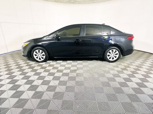 Used 2024 Toyota Corolla LE FWD image 6